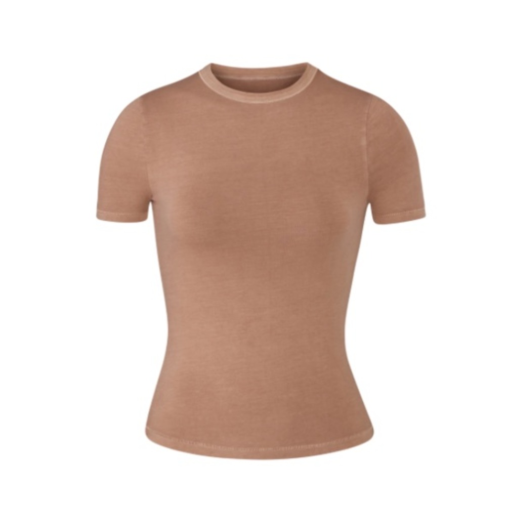 Skims OUTDOOR BASICS T-SHIRT